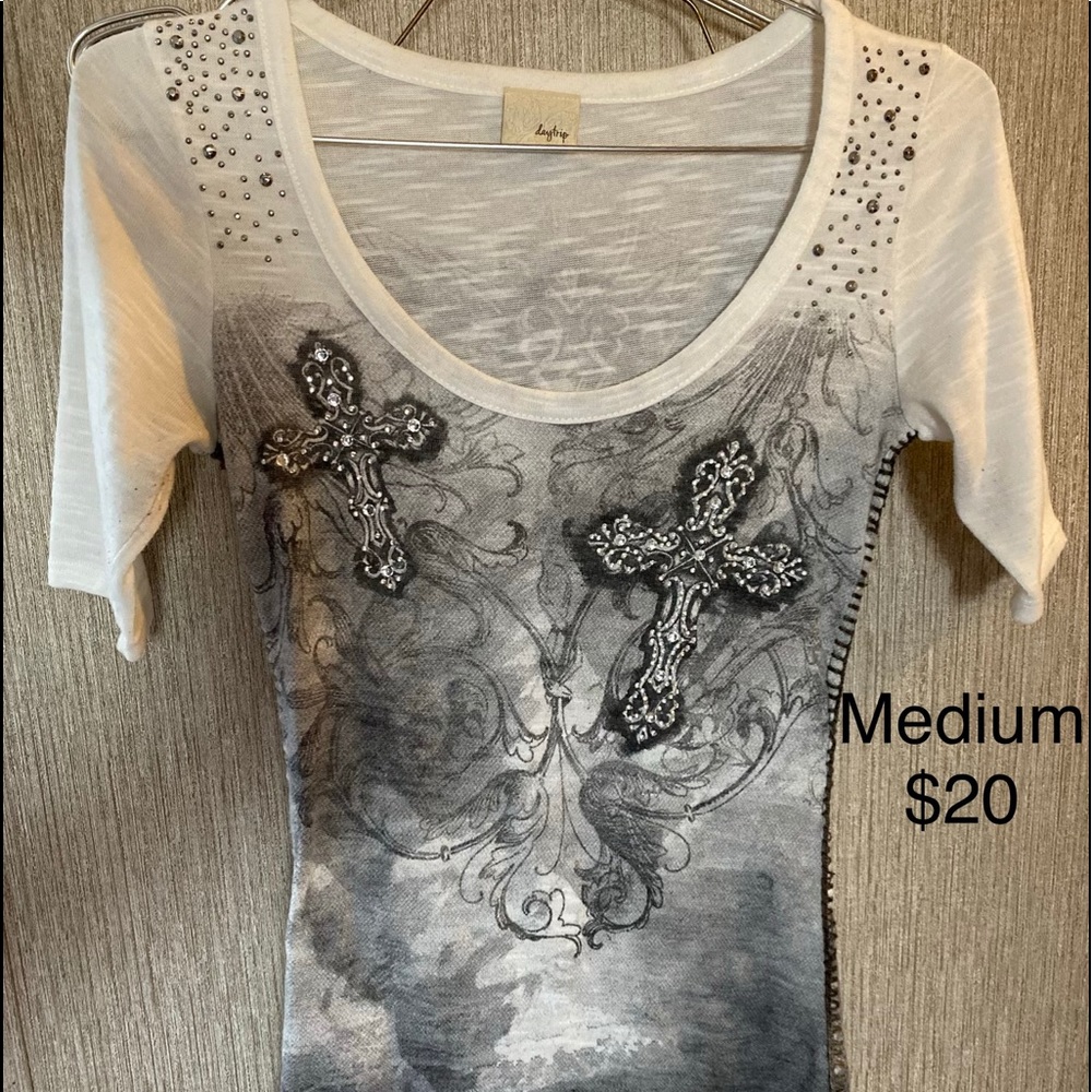 Daytrip 3/4 sleeve t shirt